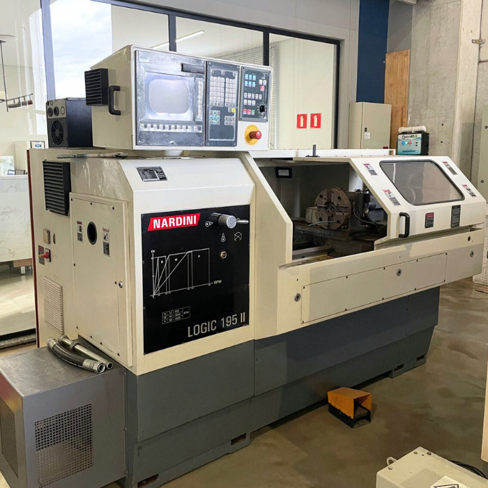 TORNO CNC 1.000MM X 440MM  -  MOD LOGIC 195 II TORRE
