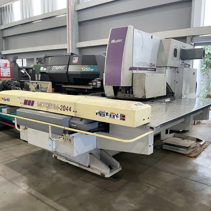 PUNCIONADEIRA CNC CAP. X-1.250MM / 20 TON  -  MOD. MOTORUM 2044