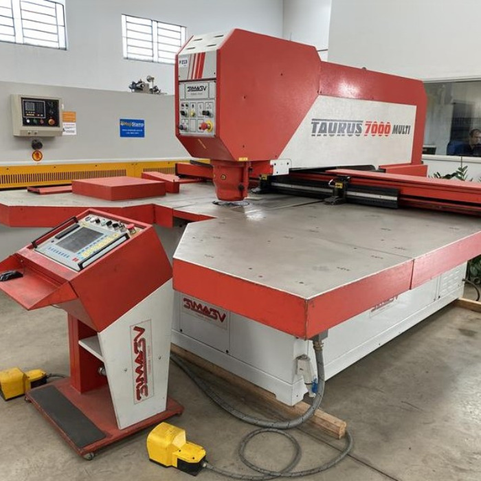 PUNCIONADEIRA CNC 1.520MM X 1.100MM - MOD. TAURUS 7000 CNC